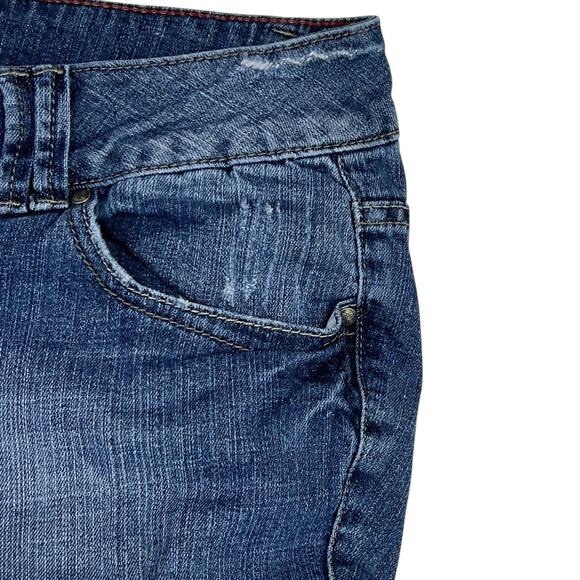 Lane Bryant Distinctly Boot Cut-Right Fit Technology-Red Triangle - 18 Average 1 - Picture 7 of 15